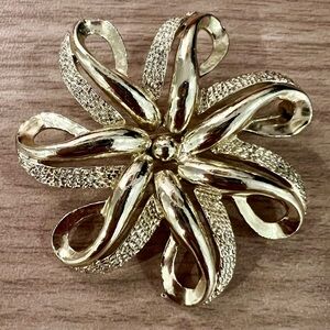 Vintage Silver-Tone Brooch